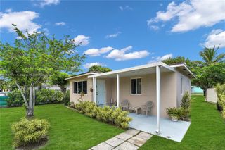 2447 Harding St, Hollywood, FL 33020