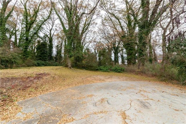 1207 M L King Jr SW Drive, Atlanta, GA 30314