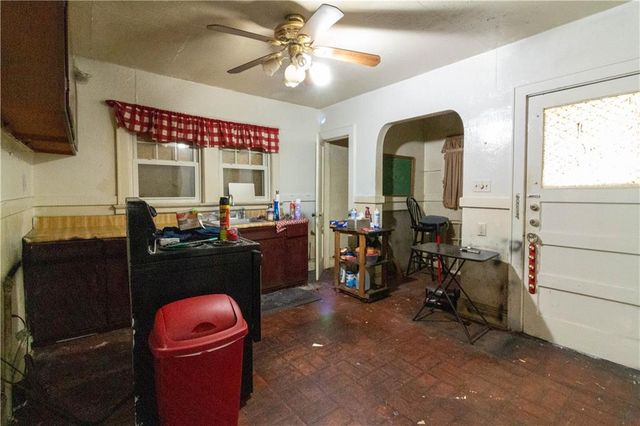 1207 M L King Jr SW Drive, Atlanta, GA 30314