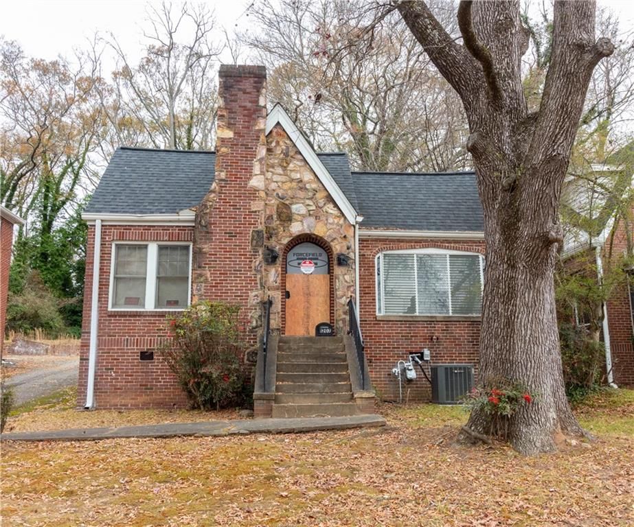 1207 M L King Jr SW Drive, Atlanta, GA 30314