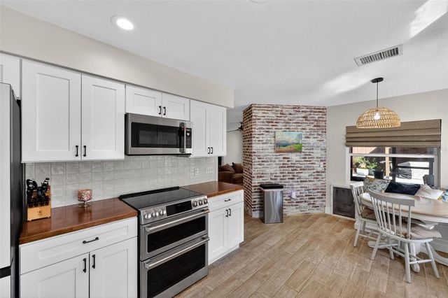 1807 HITCHING POST PLACE, Plant City, FL 33566