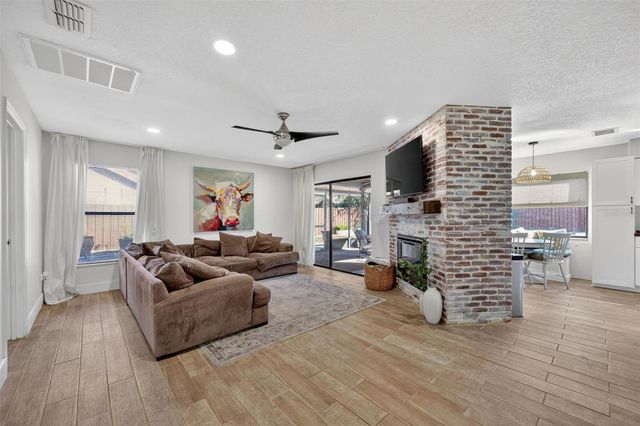 1807 HITCHING POST PLACE, Plant City, FL 33566