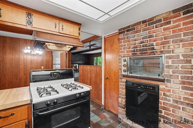 2325 Judson Road, Spring Lake, MI 49456