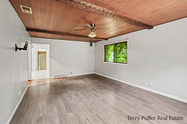 2325 Judson Road, Spring Lake, MI 49456