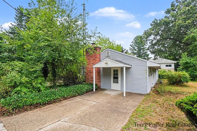2325 Judson Road, Spring Lake, MI 49456
