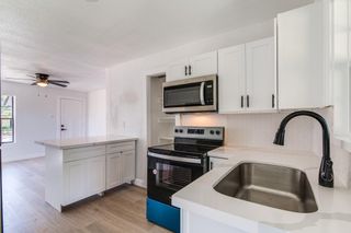 1105 N Valderas Street, Angleton, TX 77515