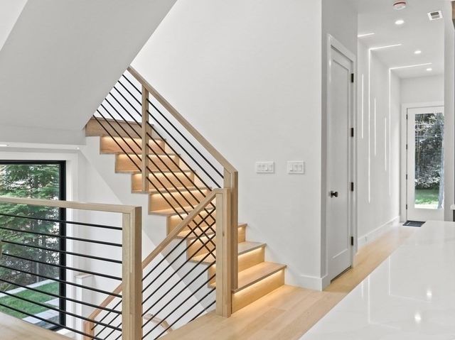 70 Washington St, Newton, MA 02458