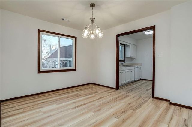 3220 Creekwood Drive, Lawrence, KS 66049