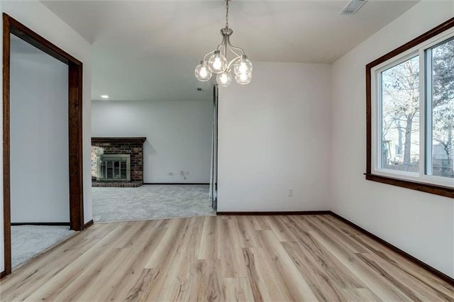 3220 Creekwood Drive, Lawrence, KS 66049