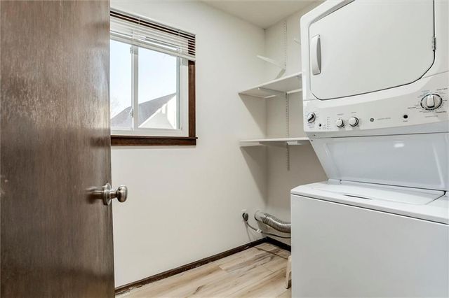 3220 Creekwood Drive, Lawrence, KS 66049