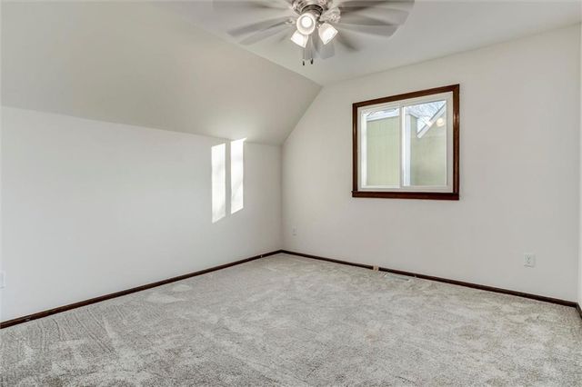 3220 Creekwood Drive, Lawrence, KS 66049