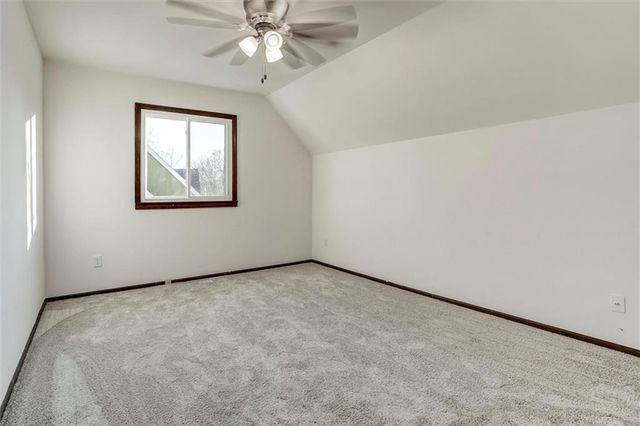 3220 Creekwood Drive, Lawrence, KS 66049