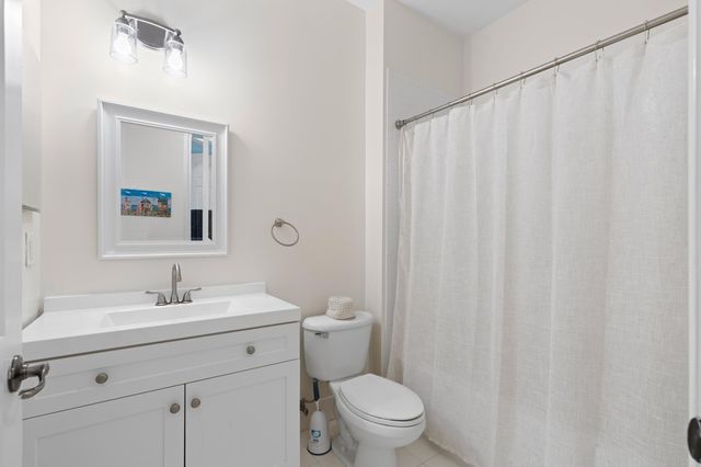 1020 E LONGPORT Circle 6B, Delray Beach, FL 33444