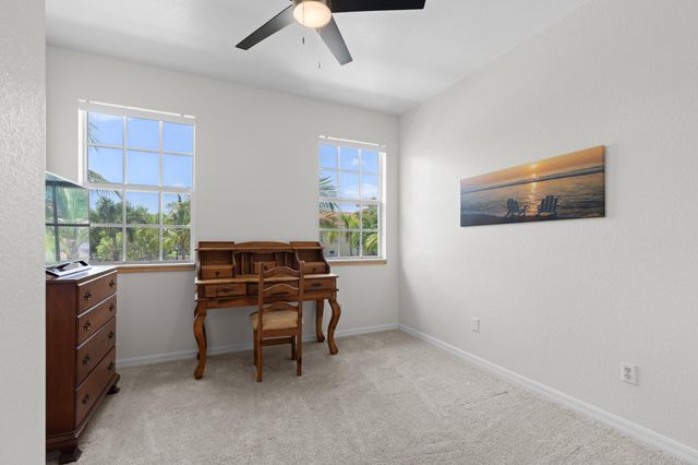 1020 E LONGPORT Circle 6B, Delray Beach, FL 33444