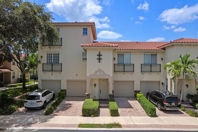 1020 E LONGPORT Circle 6B, Delray Beach, FL 33444