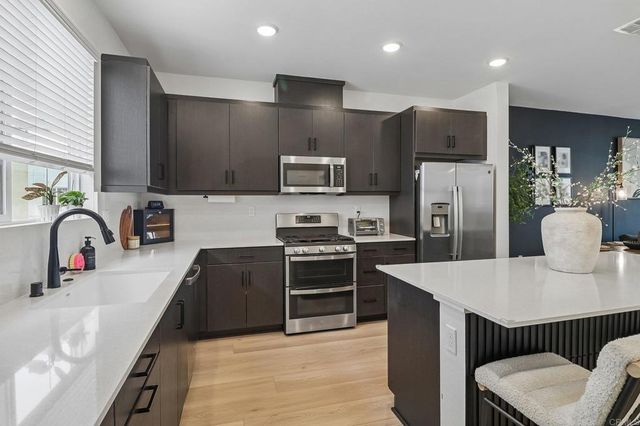 5471 Seacliff Place 84, San Diego, CA 92154
