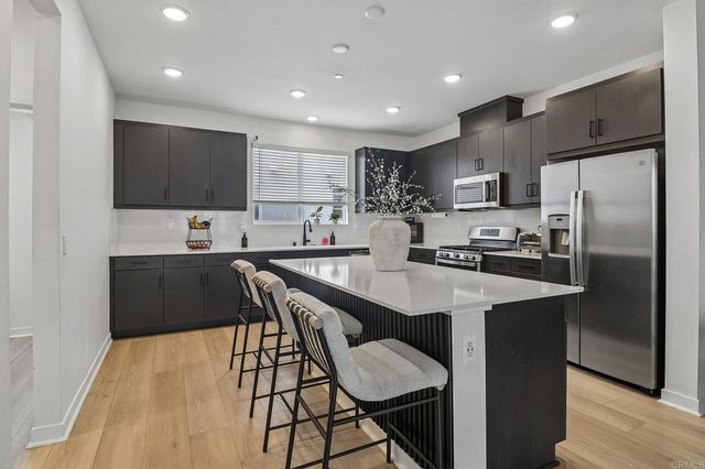 5471 Seacliff Place 84, San Diego, CA 92154