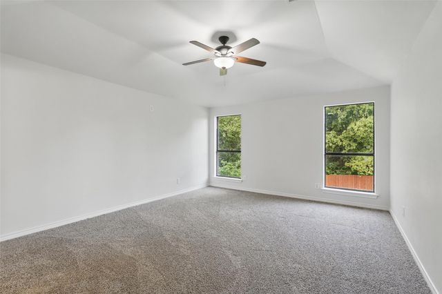 829 Hunters Creek Drive, Desoto, TX 75115