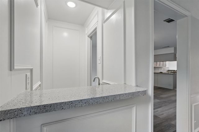 829 Hunters Creek Drive, Desoto, TX 75115