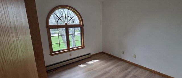 2012 Creek Ridge DRIVE, Racine, WI 53402