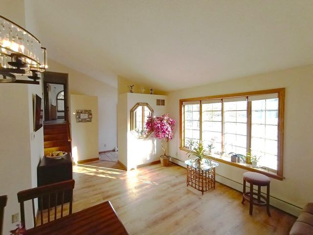 2012 Creek Ridge DRIVE, Racine, WI 53402