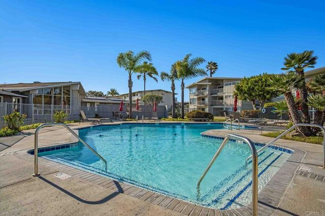646 E Solana Circle, Solana Beach, CA 92075