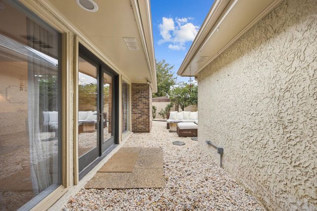 12 Valencia Circle, Myrtle Beach, SC 29572