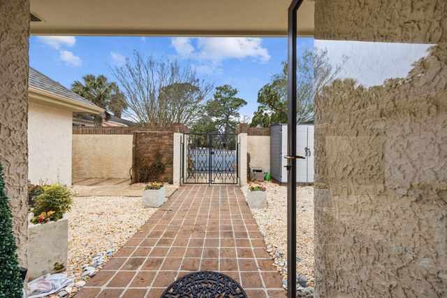 12 Valencia Circle, Myrtle Beach, SC 29572