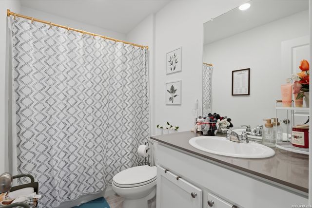 9220 James Bowie, Seguin, TX 78155