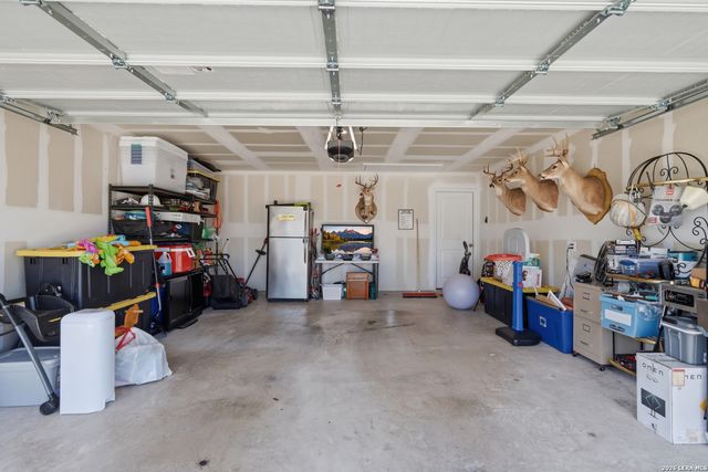 9220 James Bowie, Seguin, TX 78155