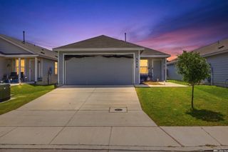 9220 James Bowie, Seguin, TX 78155