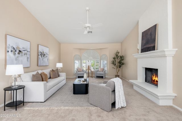6828 E WINCHCOMB Drive, Scottsdale, AZ 85254
