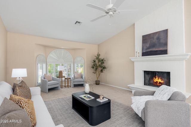 6828 E WINCHCOMB Drive, Scottsdale, AZ 85254
