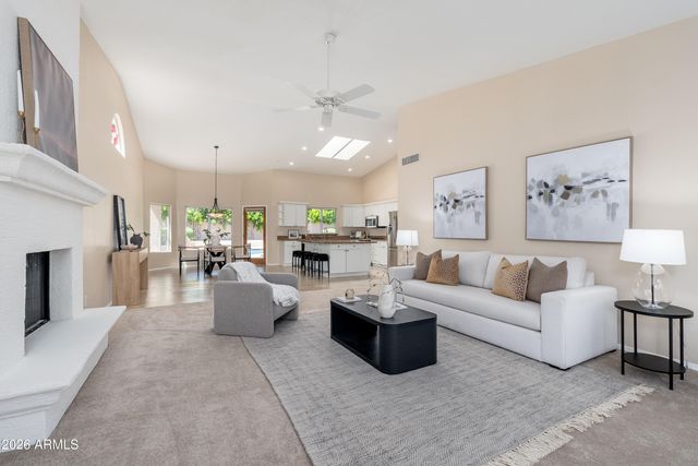 6828 E WINCHCOMB Drive, Scottsdale, AZ 85254