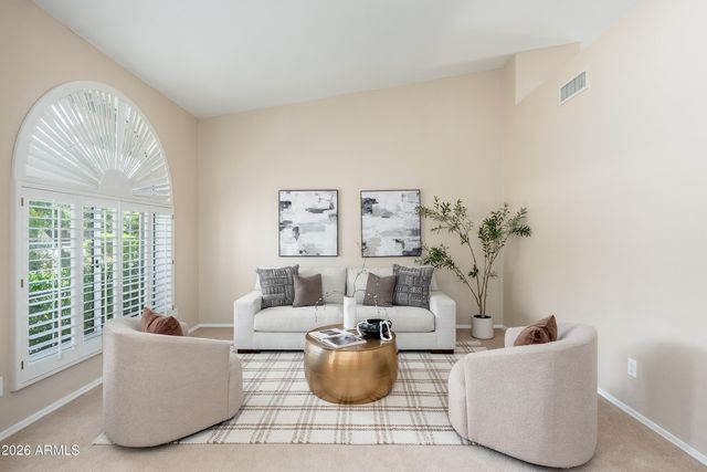 6828 E WINCHCOMB Drive, Scottsdale, AZ 85254