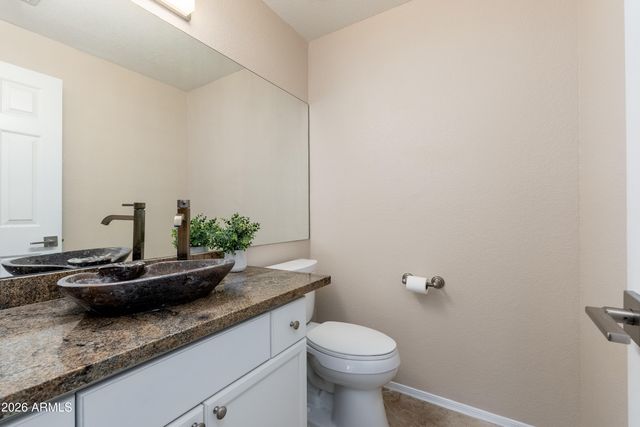6828 E WINCHCOMB Drive, Scottsdale, AZ 85254