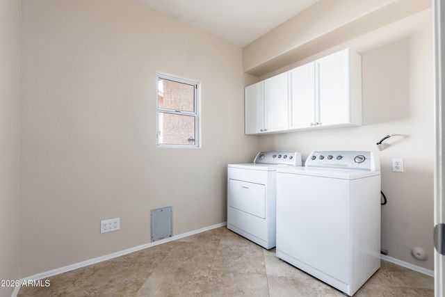 6828 E WINCHCOMB Drive, Scottsdale, AZ 85254