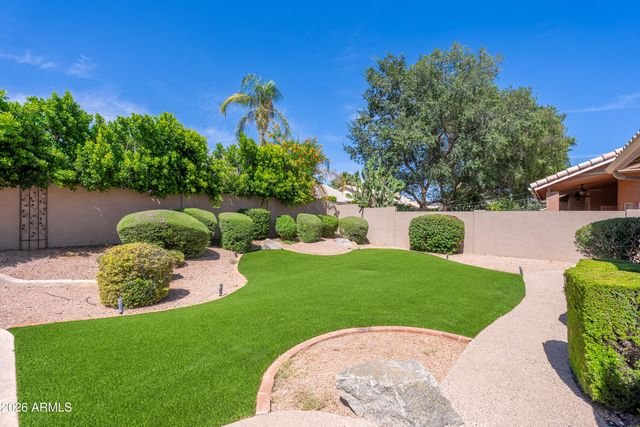 6828 E WINCHCOMB Drive, Scottsdale, AZ 85254