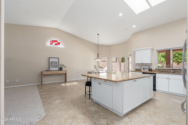 6828 E WINCHCOMB Drive, Scottsdale, AZ 85254