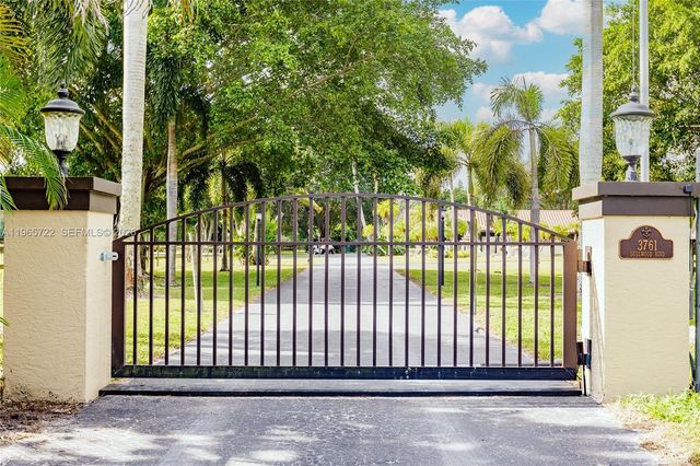 3761 Dellwood Boulevard, Loxahatchee, FL 33470