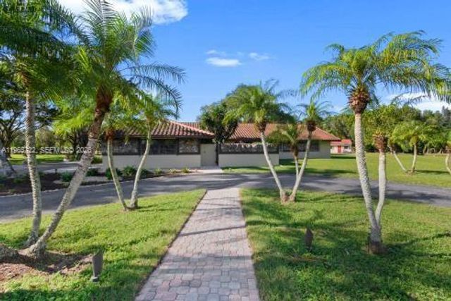 3761 Dellwood Boulevard, Loxahatchee, FL 33470