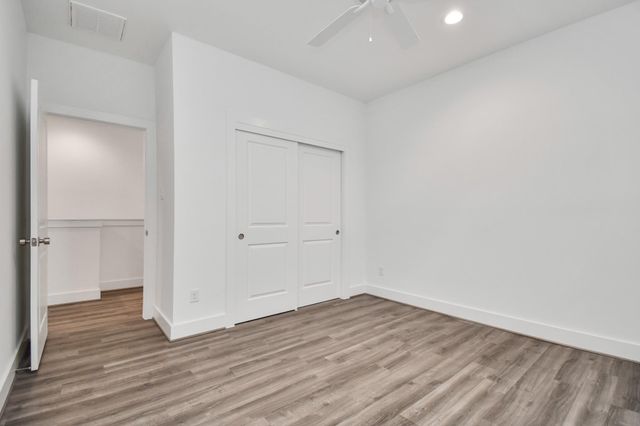 9016 Laverne Laurel Lane, Houston, TX 77080