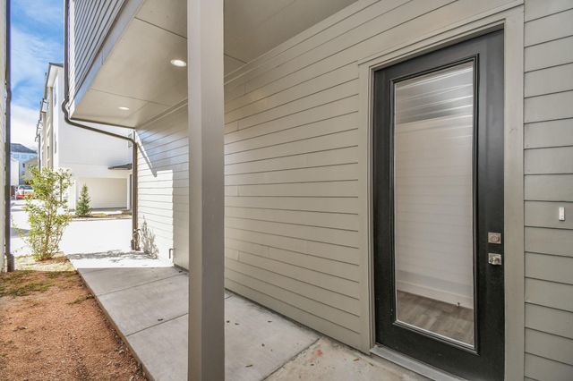 9016 Laverne Laurel Lane, Houston, TX 77080