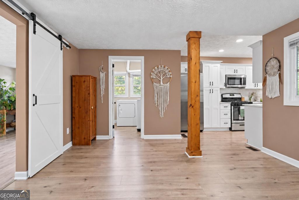 1188 Russell Drive, Decatur, GA 30030 — photo 5