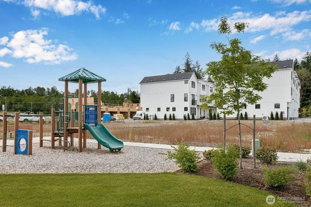 12083 127th Avenue E, Puyallup, WA 98374