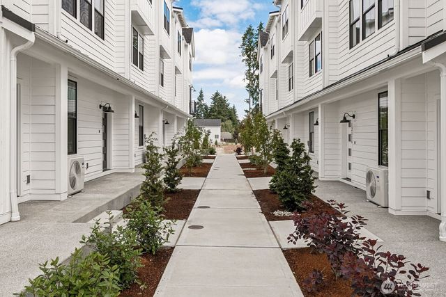 12083 127th Avenue E, Puyallup, WA 98374