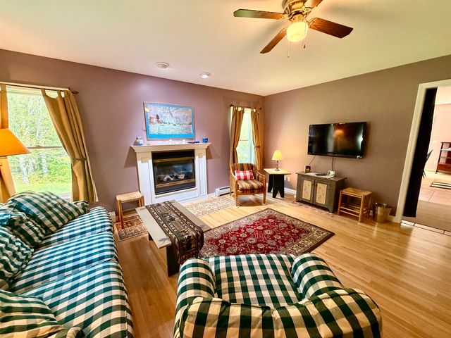 52 Ruth Way, Wilmington, VT 05363