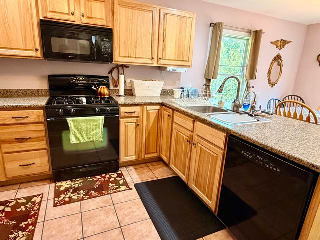 52 Ruth Way, Wilmington, VT 05363