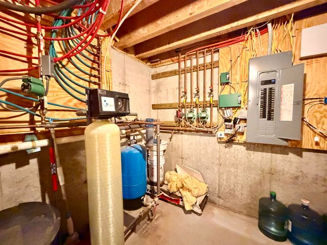 52 Ruth Way, Wilmington, VT 05363
