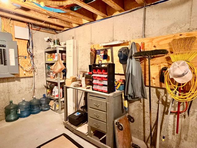 52 Ruth Way, Wilmington, VT 05363
